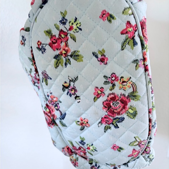 Vera Bradley Glenna satchel in Water bouquet. - Picture 4 of 6